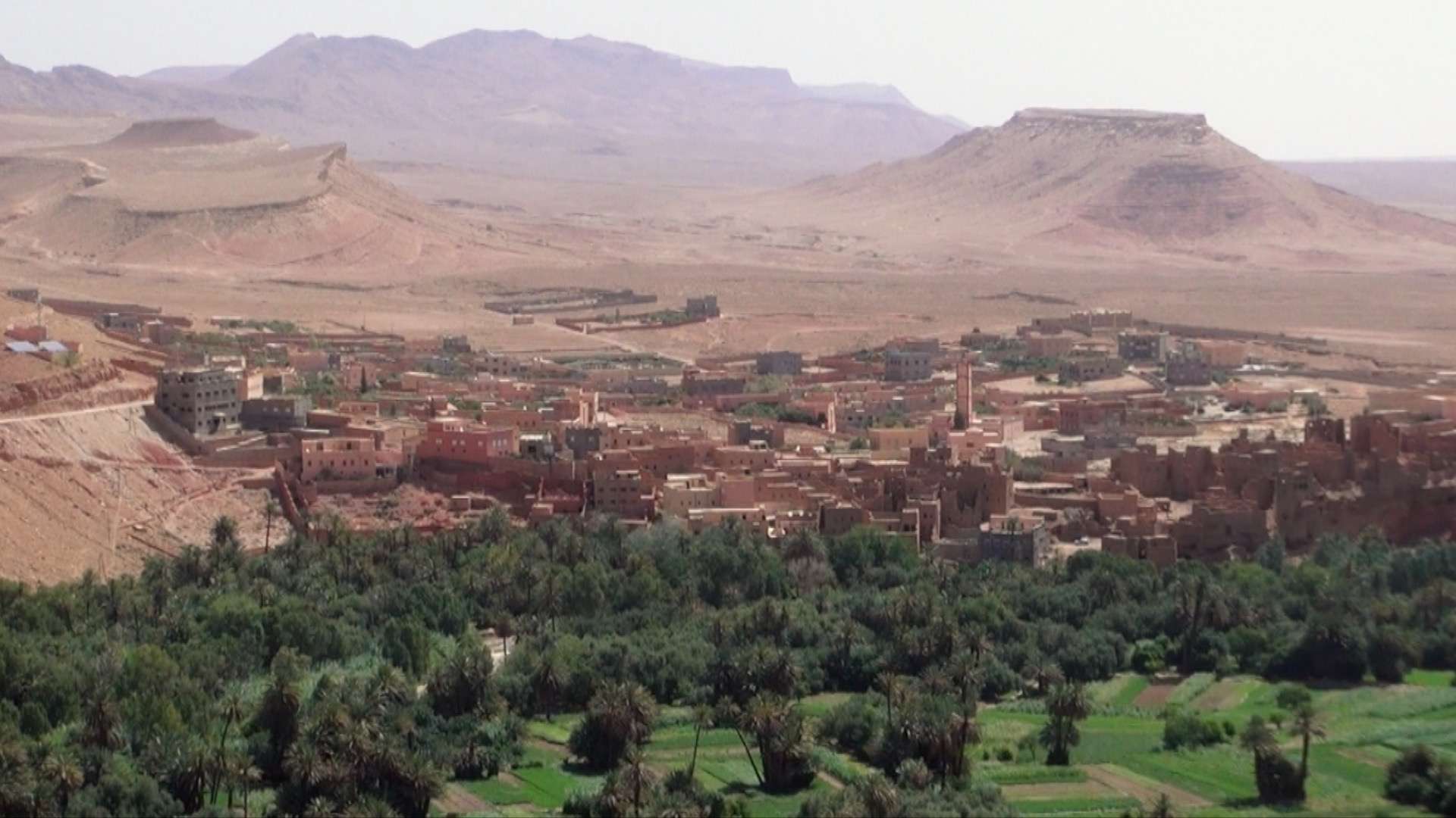 Road to Desert • Morocco TINEGHIR-01